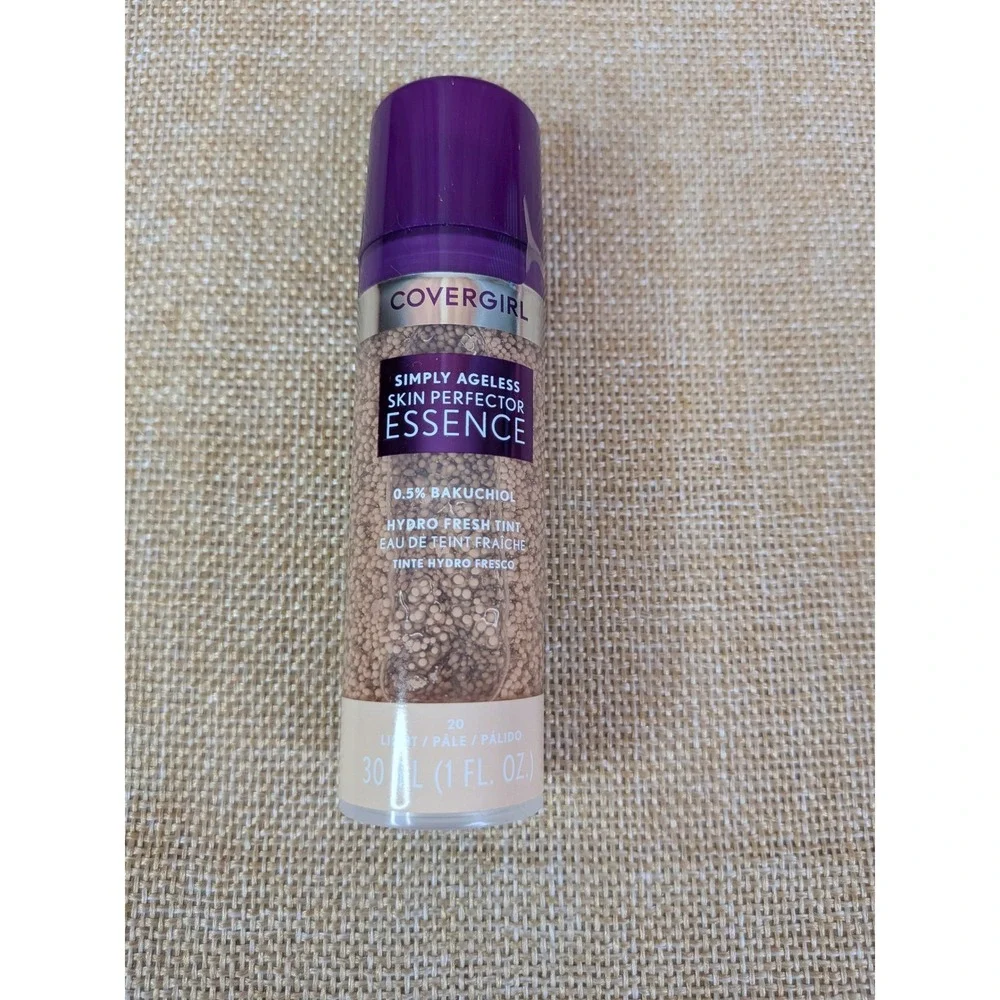3 PK‎ Covergirl Simply Ageless Skin Perfector Essence 20 Light Hydo Fresh Tint